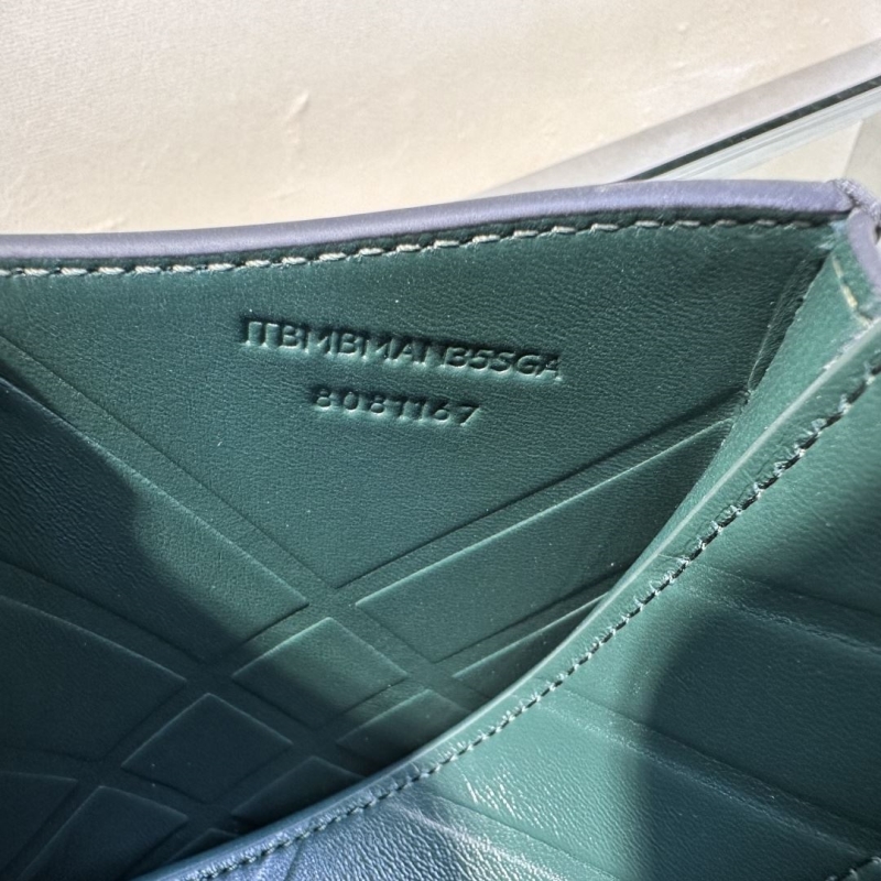 Bv*b*rry satchel bags